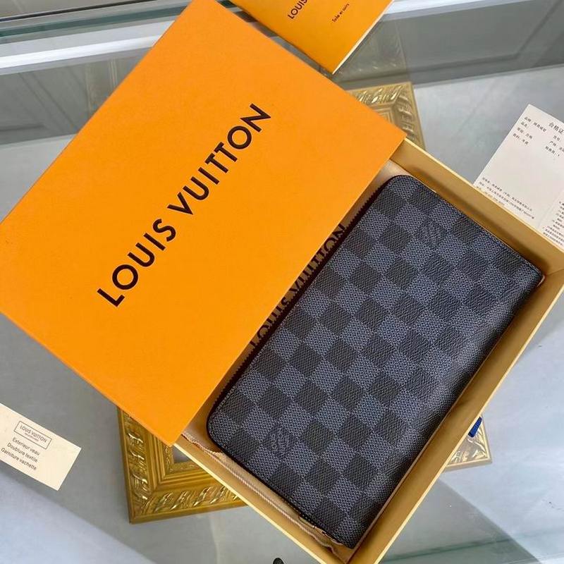 LV Wallets 291